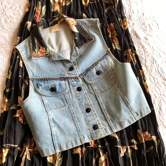 Romeo Romeo Dresses & Skirts - 🎉🎉HOST PICK🎉🎉Romeo Maxi Skirt & Denim Vest